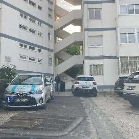 S.soares Olivais *